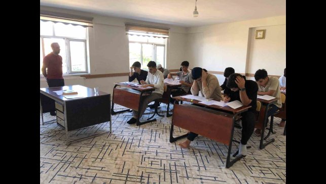 Elazığ'da meal ve tecvid sınavı gerçekleştirildi