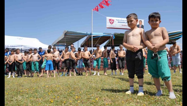 Erzurum Ovası'nda güreş festivali
