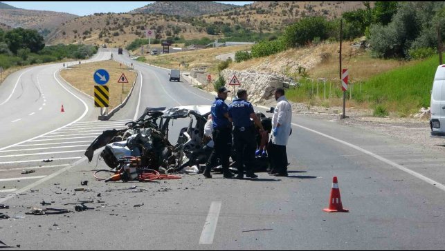 Malatya'daki feci kazada ölü sayısı 2'ye yükseldi