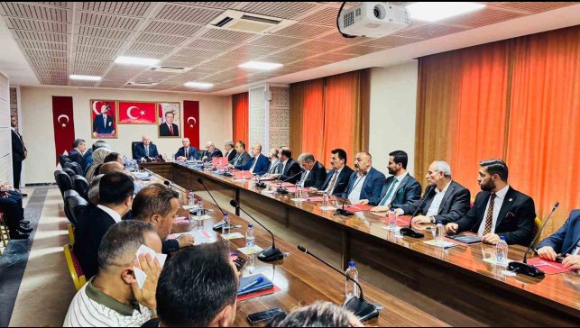 Milli Savunma Bakanı Güler: "Hakkâri, Terörsüz Türkiye'nin simge şehirlerinden biri olacak"