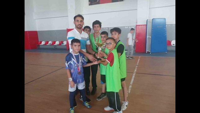 Elazığ'da futsal turnuvası sona erdi