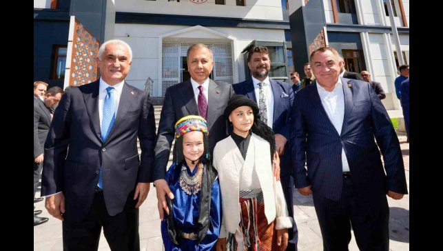 İçişleri Bakanı Yerlikaya: "Artık terörsüz bir Türkiye'nin eşiğindeyiz"