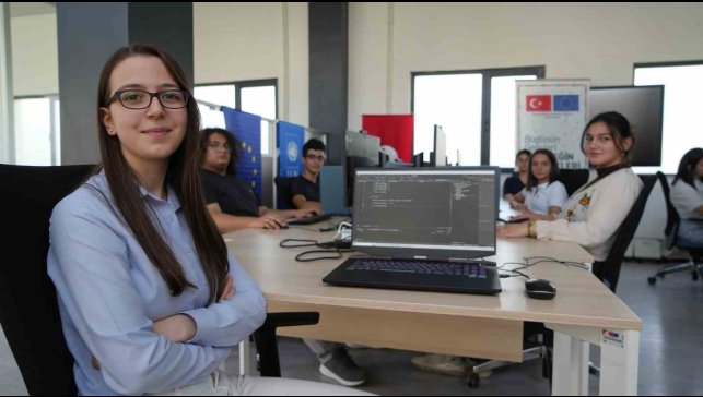 Bugünün gençleri, geleceğin meslekleriyle buluşuyor