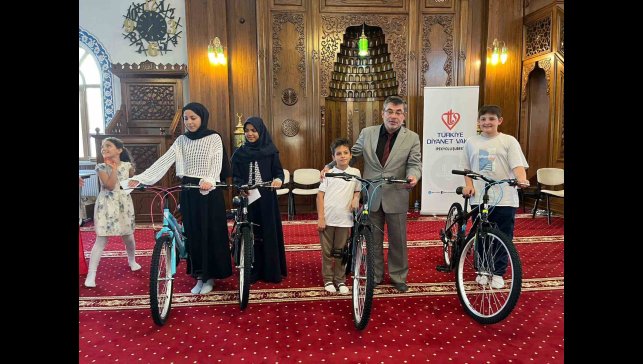 İpekyolu'nda yaz Kur'an kursları kapanış programı coşkusu