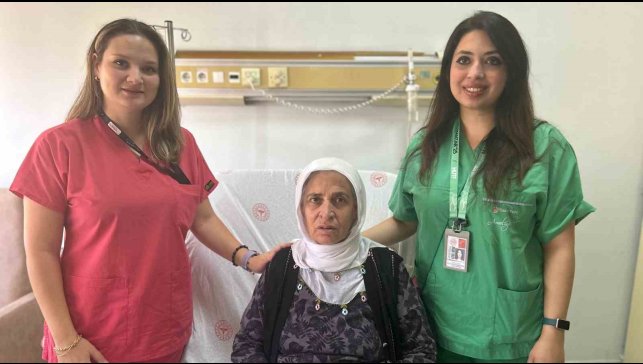 Kalbinin üzerinden 2 kiloluk kitle çıkarıldı