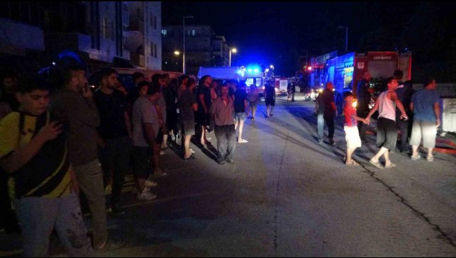 Malatya'da şantiyede yangın paniği: Mahalleli sokağa döküldü
