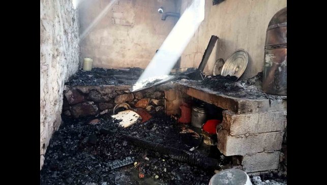 Aşkale'de korkutan yangın