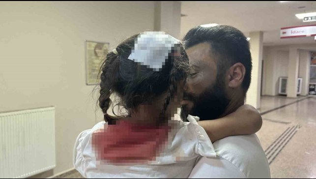 Yüksekova'da başından parke yaşı düşen 5 yaşındaki Avesta ölümden döndü