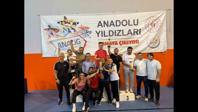 Muşlu karatecilerden büyük başarı