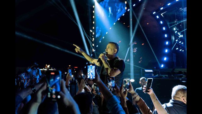 Erzurum'da Haluk Levent rüzgarı