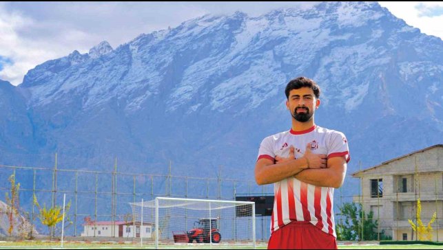 Derecik'ten İstanbul'a bir transfer: Serkan Arslan Kağıthane Spor'da