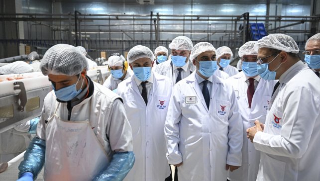 Sanayi ve Teknoloji Bakanı Kacır, Erzincan Tavuk Kombinası'nı ziyaret etti