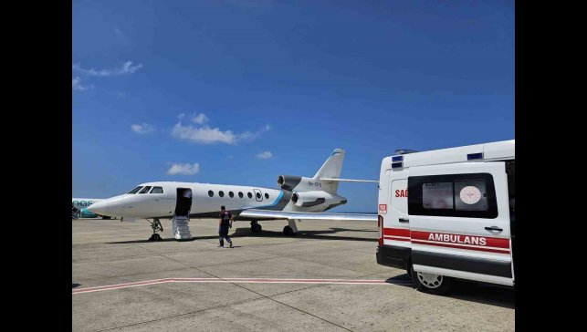 Van'dan iki bebek uçak ambulansla sevk edildi