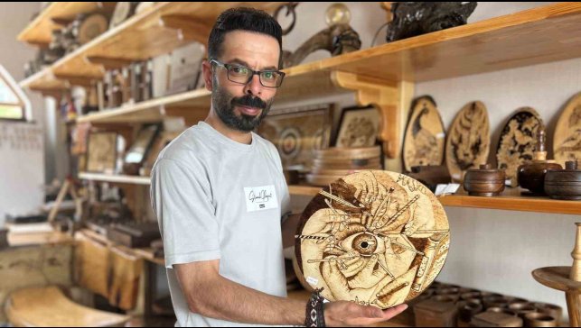 Bahçesaray'ın ceviz ağaçları sanat eserine dönüşüyor