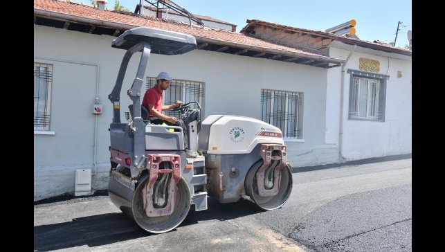 Aşağıbağlar Mahallesi'nde yol konforu artıyor
