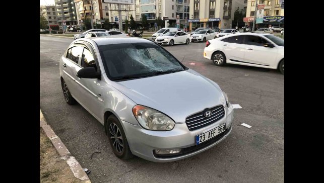 Elazığ'da trafik kazası: 4 yaralı