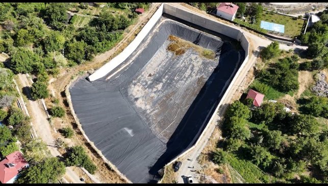 10 yıl önce yapıldı bir kez suyla doldu!