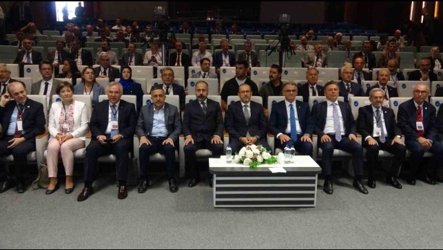 Van'da "Üniversite Hastaneleri Birliği Çalıştayı" başladı