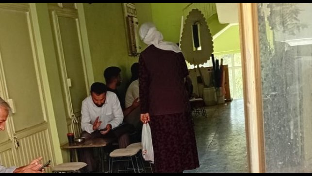 Hakkari'de dilencilik yapan kadını memleketine gönderdiler