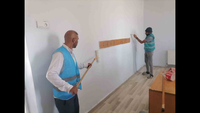 Yükümlüler denetimli serbestlik kapsamında okulları eğitim öğretim dönemine hazırlıyor