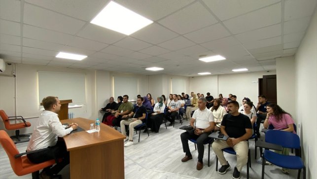 Kale Kaymakamı İnce, vatandaşlarla buluştu