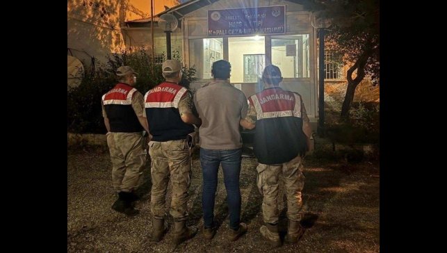 Jandarma aranan 655 şahsı yakaladı