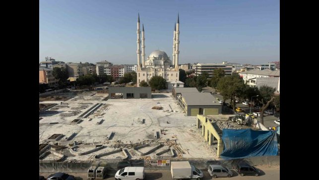 Iğdır'da Haydar Aliyev Parkı'nda yapımı devam eden alandaki yıkıma tepki