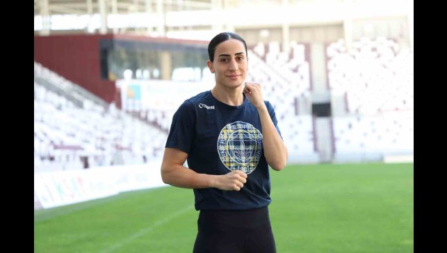 Milli boksör Gizem Özer, Dünya Boks Şampiyonası için hazırlıklarını sürdürüyor