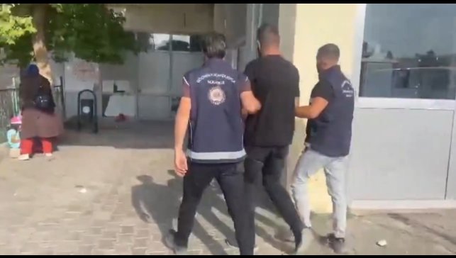 Ağrı'da hakkında kesinleşmiş hapis cezası bulunan 2 hükümlü yakalandı