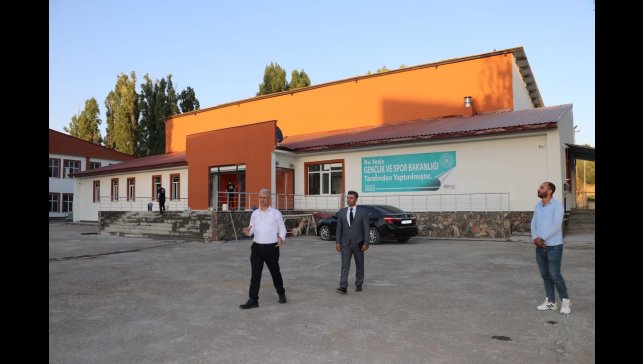 Malazgirt'te spor ve gençlik yatırımları sürüyor