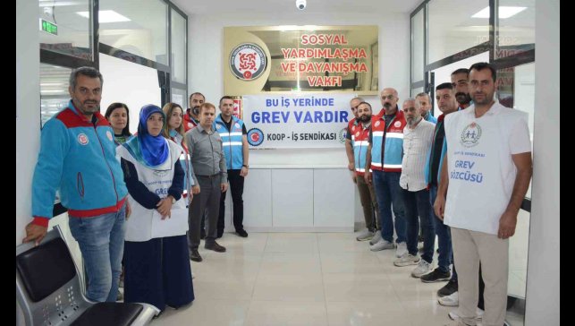 Tatvan SYDV çalışanları greve başladı