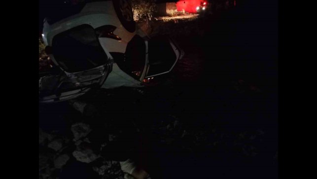 Erzurum'da otomobil nehre uçtu: 1 ölü, 1 yaralı, 1 kayıp