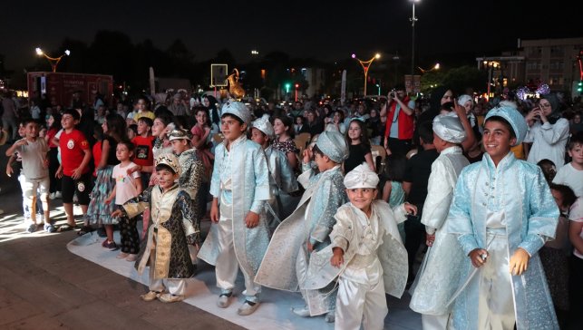 Erzincan'da toplu sünnet şöleni yapıldı