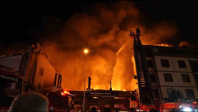 Erzurum Valisi Mustafa Çiftçi'den yangınla ilgili açıklama