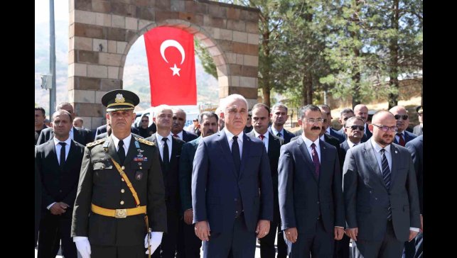 Muş'ta 30 Ağustos Zafer Bayramı törenle kutlandı