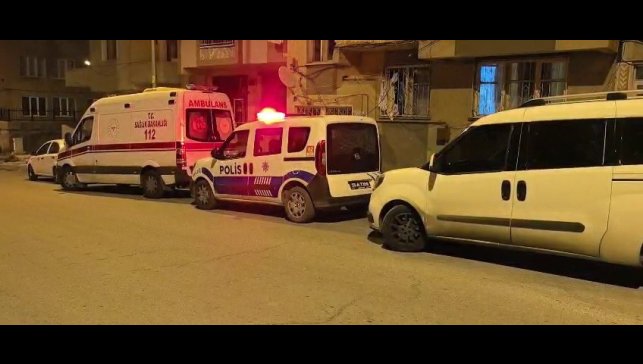 Yaşlı adam evinde ölü bulundu