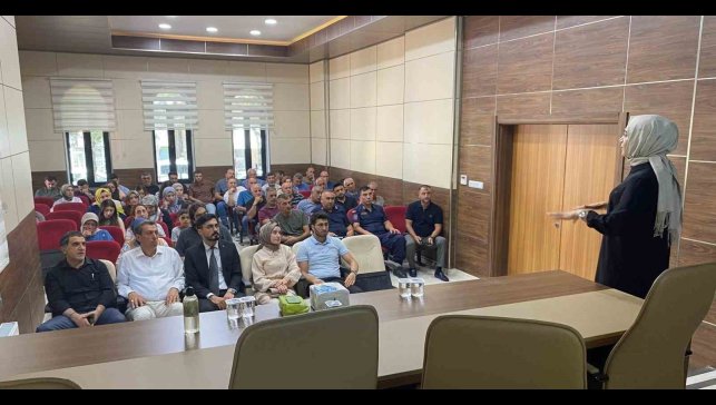 Elazığ'da 'Aşı Karşıtlığı' konulu konferans