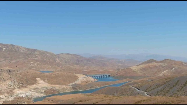 Turnaçayırı Barajı sulamasıyla Erzincanlı çiftçinin yüzü gülecek