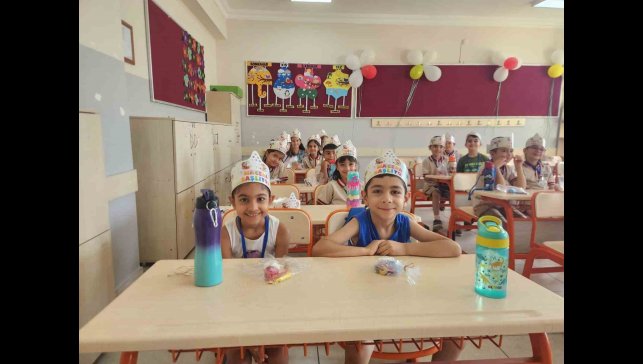 Tunceli'de uyum haftası başladı: Minikler ilk kez sıralarına oturdu