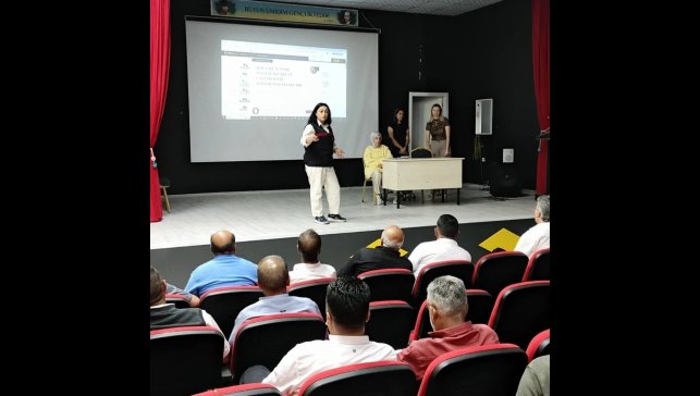 Doğubayazıt'ta çiftçilere yönelik bilgilendirme toplantısı