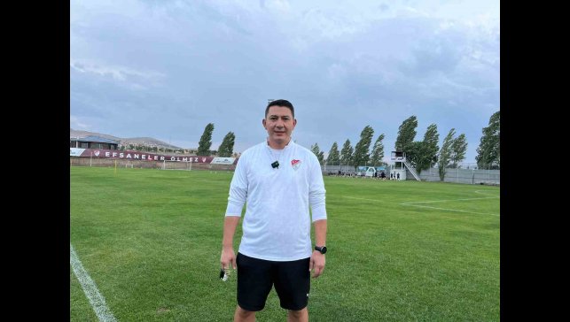 Elazığspor Teknik Direktörü Gül: "Bizim için bu sezonun tek sonucu var şampiyonluk"