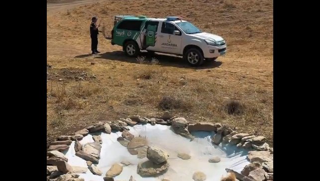 Van jandarmasından yaban hayatına minik su havuzları