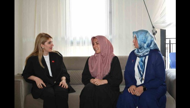 Malatya'da depremzedelere yeni yuvaları teslim ediliyor