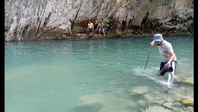 Avaşin Deresi'nde kaybolan çocuğu arama çalışmaları devam ediyor