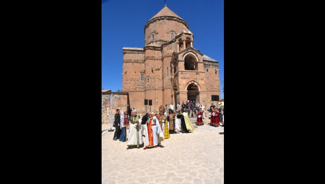 Akdamar Kilisesi'nde yapılan 13. ayin sona erdi
