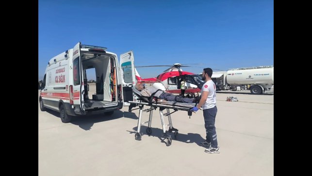 Serebrovasküler hastası, ambulans helikopterle Van'a getirildi
