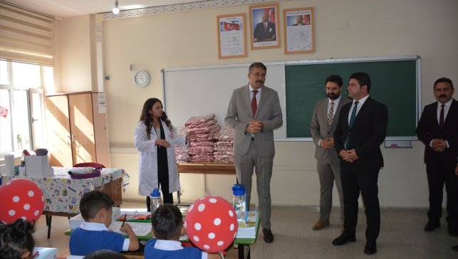 Van, Bitlis, Muş ve Hakkari'de öğrenciler ders başı yaptı