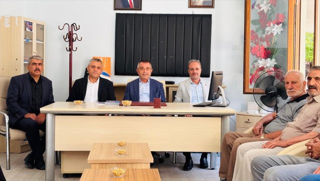 AK Parti Malatya Milletvekili Koca Ağın'da istişare toplantısı yaptı