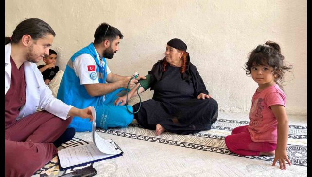 Hakkari'de vatandaşlara yerinde sağlık hizmeti