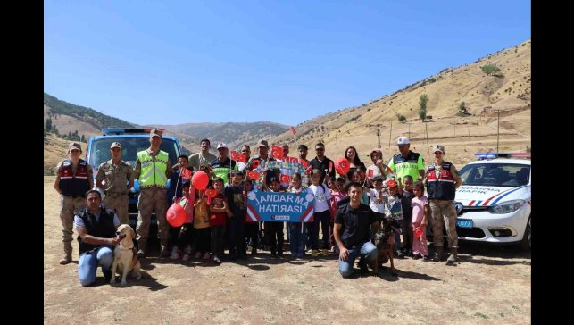 Muş'ta jandarmadan öğrencilere sürpriz ziyaret